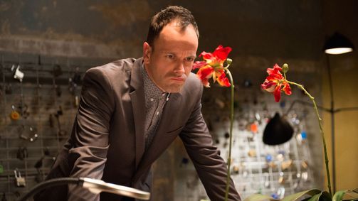 Elementary Elementary Folge 10: Teure Saat