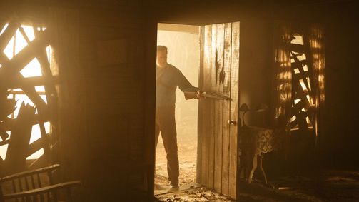 Ash vs Evil Dead Ash vs Evil Dead Folge 8: Ashes to Ashes
