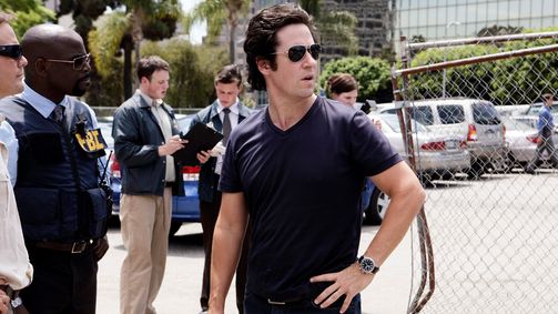 Numb3rs - Die Logik des Verbrechens Numb3rs - Die Logik des Verbrechens Folge 2: Friendly Fire