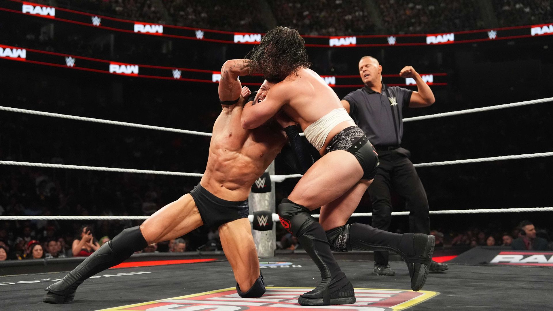 Finn Bálor am Eskalieren gegen JD McDonagh
