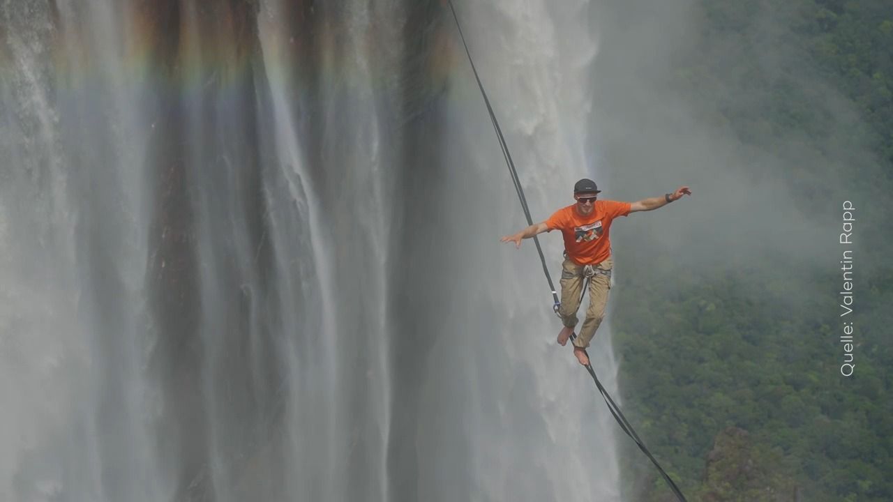 Highline in 1.000 Meter Höhe? Lukas Irmler balanciert über Angel Falls