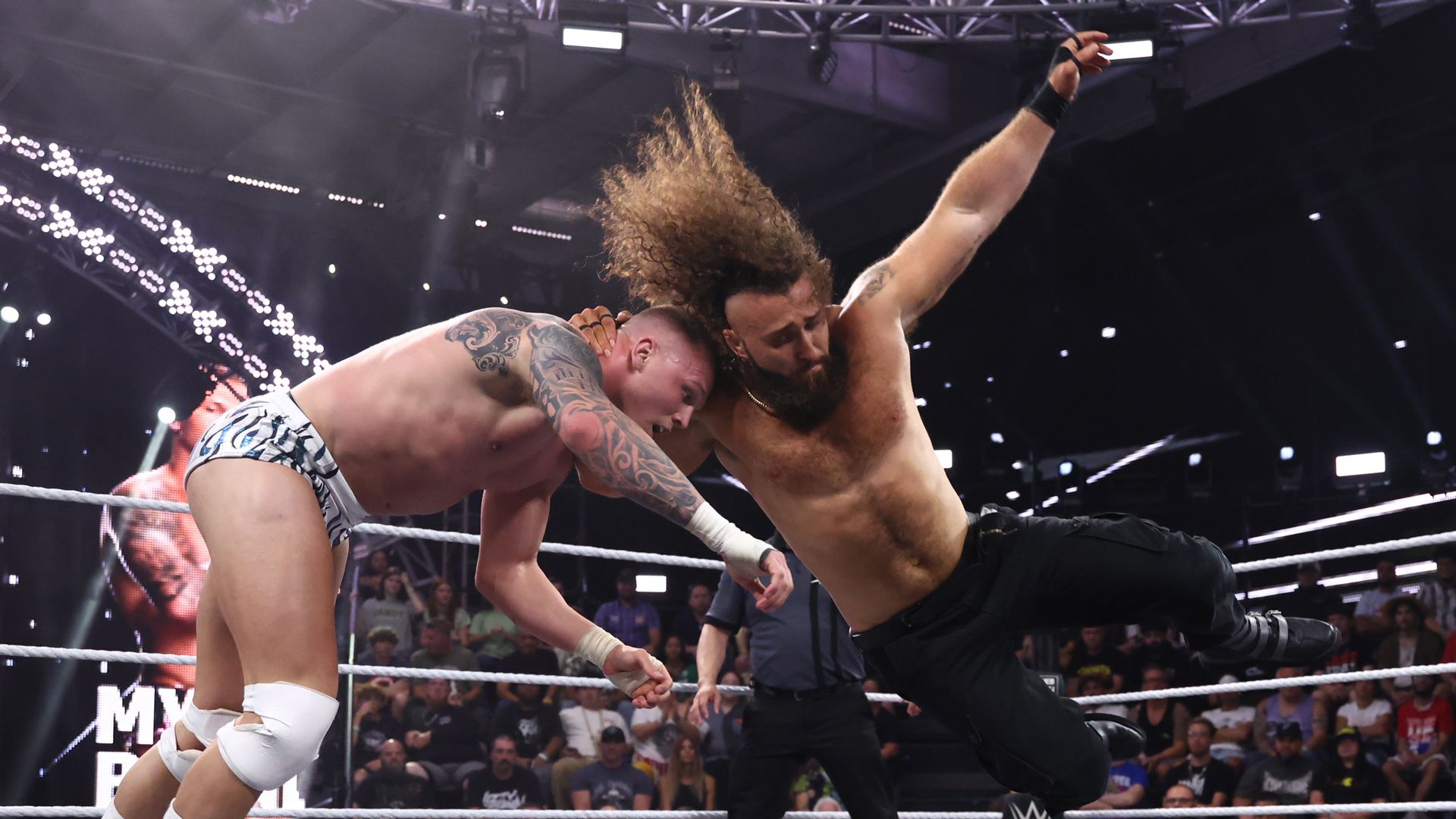 Myles Borne und Tony D’Angelo im Kampf um das No.1 Contender's Match
