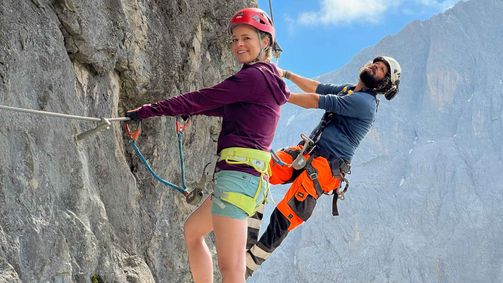 landuf, landab landuf, landab Folge 6: Schrägzaun-Bauer, Bergbauernfamilie und Steinmändli: Unterwegs im Prättigau