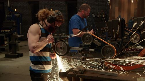 Wettkampf der Waffenschmiede Wettkampf der Waffenschmiede Folge 1: Das Breitschwert der 9 Ringe