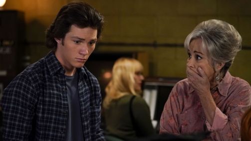 Young Sheldon Young Sheldon Folge 10: Das Studierzimmer und die Discokugel