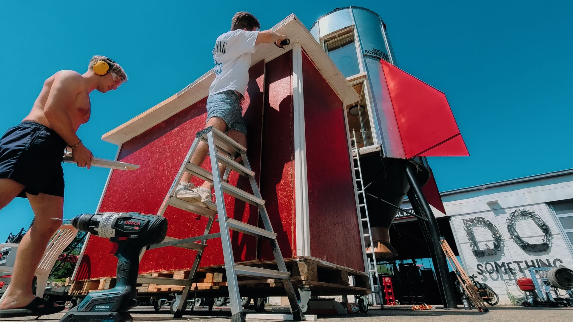 Wir bauen ein MINI HAUS für OBDACHLOSE Menschen