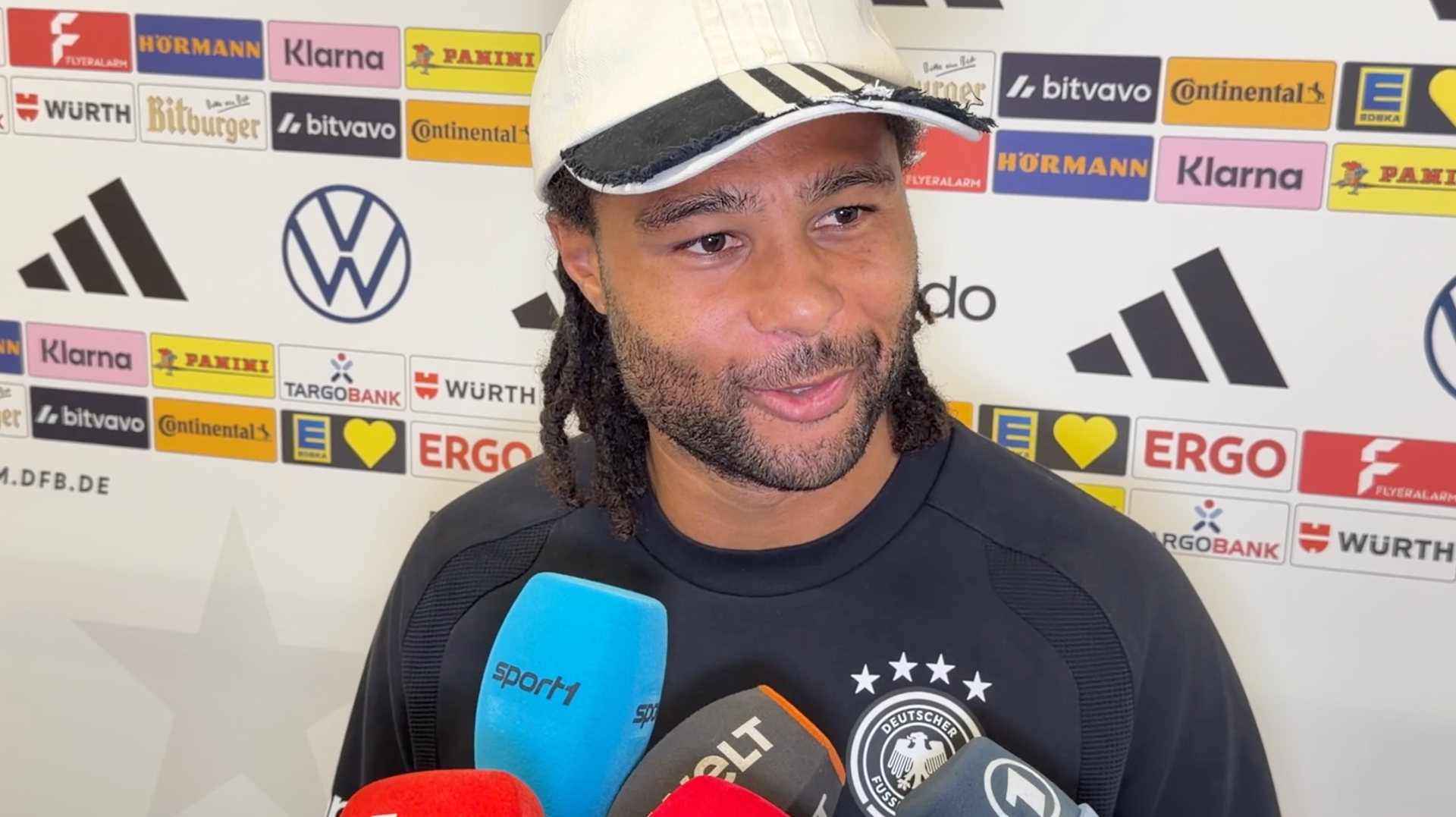 DFB-Team: Gnabry mit Sonderlob für Debütanten
