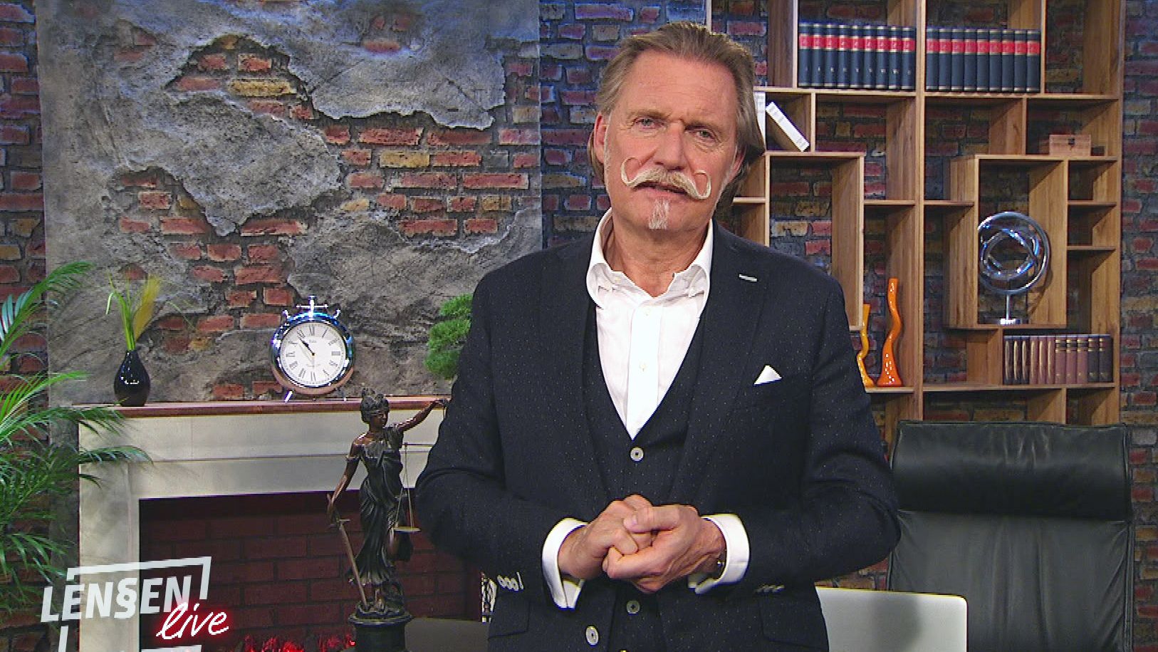 "Ein Stalker verfolgt und bedroht uns"