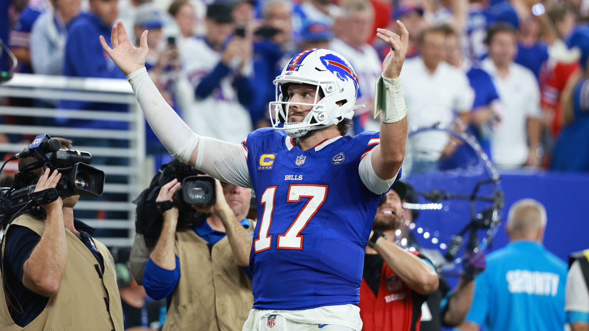 NFL: Absurd! Josh Allen liefert MVP-Performance mit 5 Touchdowns