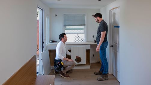Property Brothers - Renovierung zum Verlieben Property Brothers - Renovierung zum Verlieben Folge 8: Upgrade für enge Räume