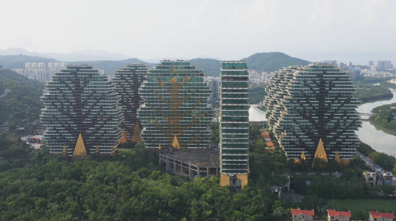 Chinas Baum-Hotel: Lost Place oder Luxus-Hotel?