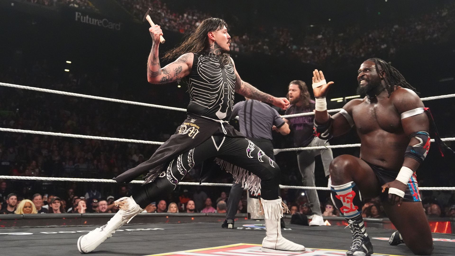 Oba Femi & Dominik Mysterio kämpfen um den Einzug ins King of the Ring-Finale!