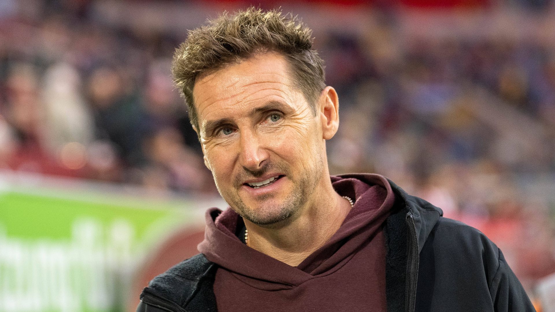 2. Liga: Miroslav Klose überglücklich nach gewonnenem Job-Endspiel