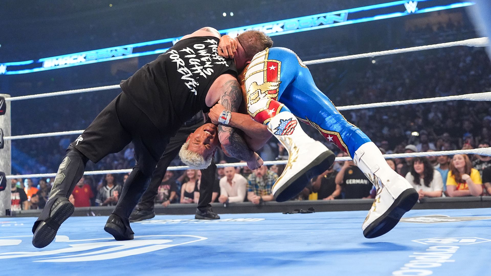 Das verrückte Triple Threat Match mit Cody Rhodes, Kevin Owens & Johnny Gargano