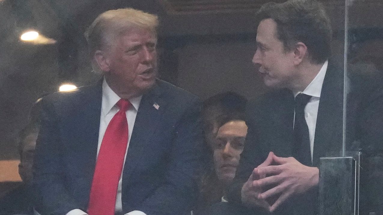 Bei Kirk-Trauerfeier: Trump trifft auf Musk