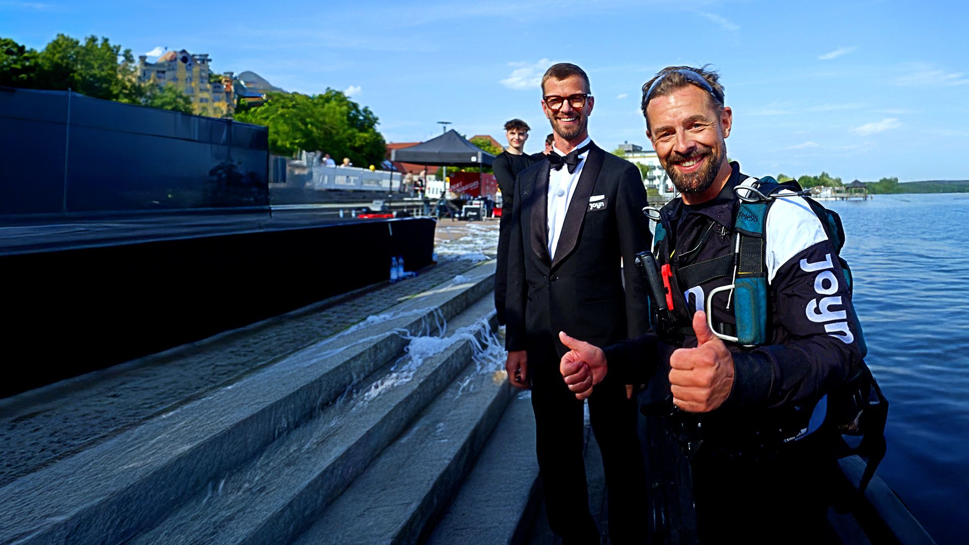 Joko & Klaas drehen einen spektakulären Werbespot für JOYN