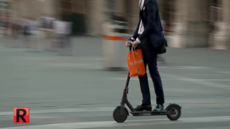 ATV Die Reportage - Ausgebremst - Der Streit um E-Scooter