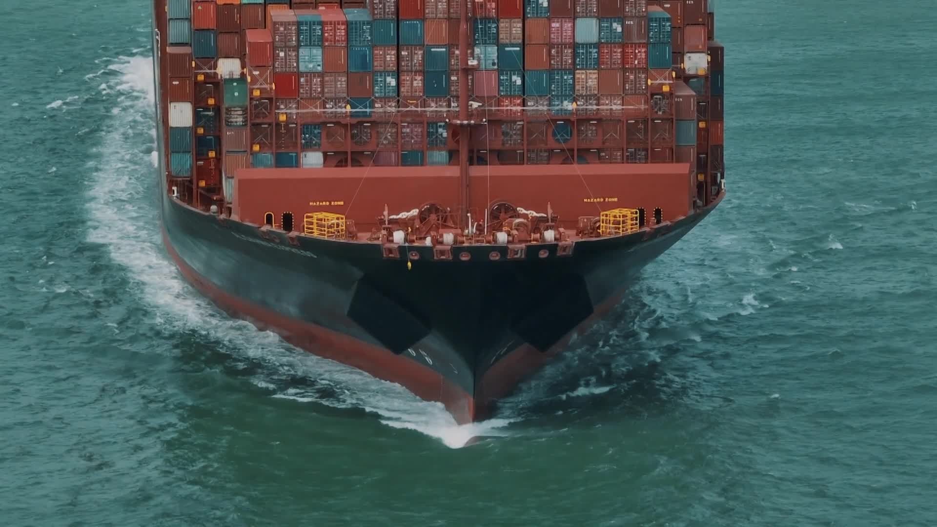 PULS 4 Doku: Im Würgegriff Chinas