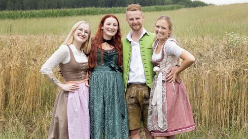 Bauer sucht Frau BAUER SUCHT FRAU - 22. STAFFEL Folge 10: Drei Prinzessinnen für Fabian
