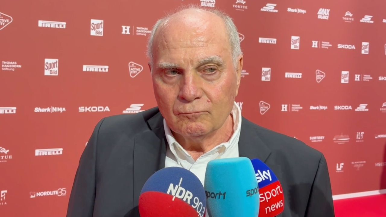FC Bayern - Klopp-Frage bringt Uli Hoeneß auf die Palme: "Euer Problem"