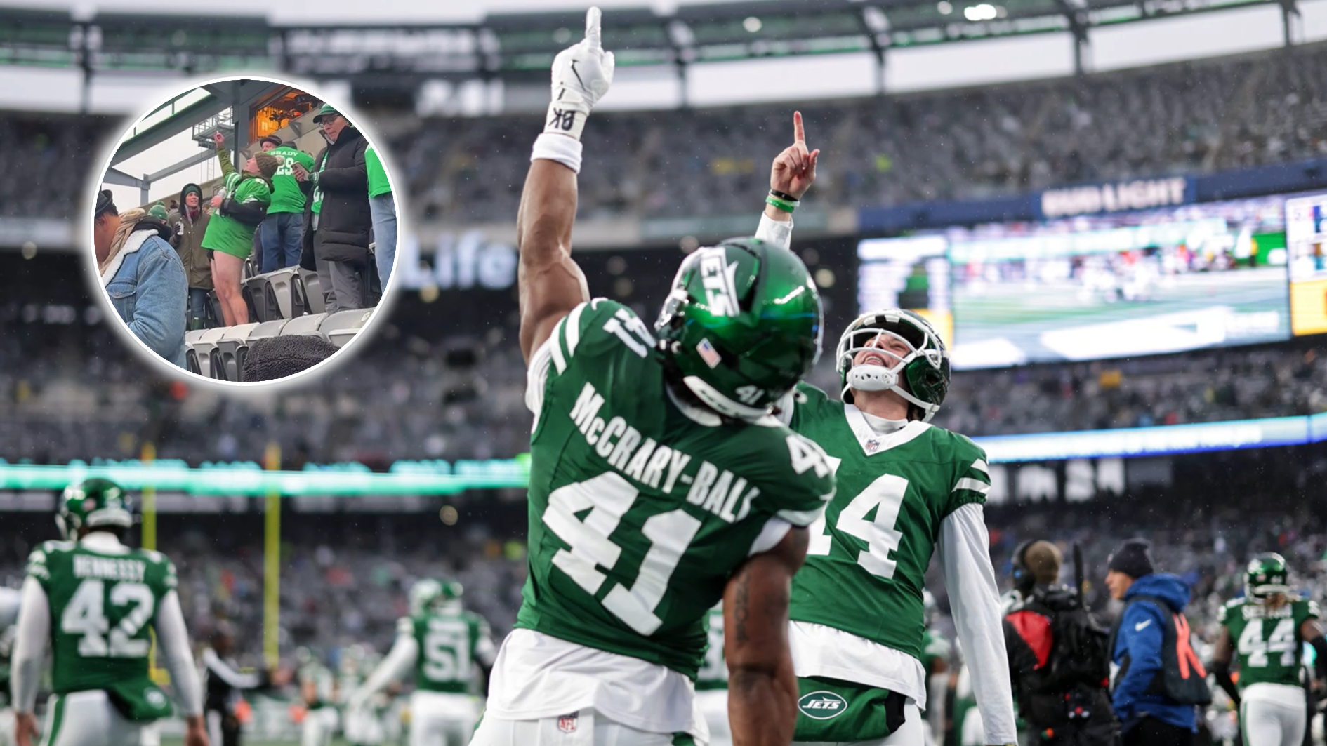 NFL: Jets-Fan zieht untenrum blank - Security greift ein