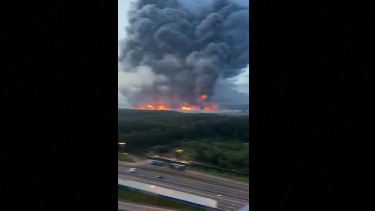 Gigantischer Brand vor den Toren Moskaus