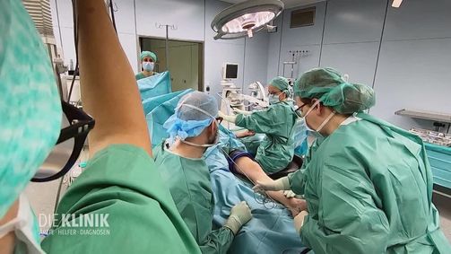 Die Klinik - Ärzte, Helfer, Diagnosen KLINIK, DIE - ÄRZTE, HELFER, DIAGNOSEN - 03. STAFFEL Folge 1: Komplizierte Transplantation im Leipziger Klinikum
