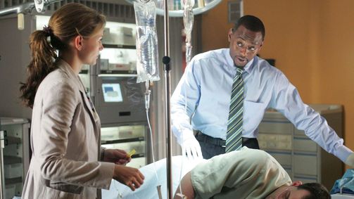 Dr. House Dr. House Folge 6: Tanz ums Feuer