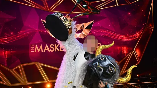 Official Joyn video still: The reveal: Fernando El Toro wins season 13