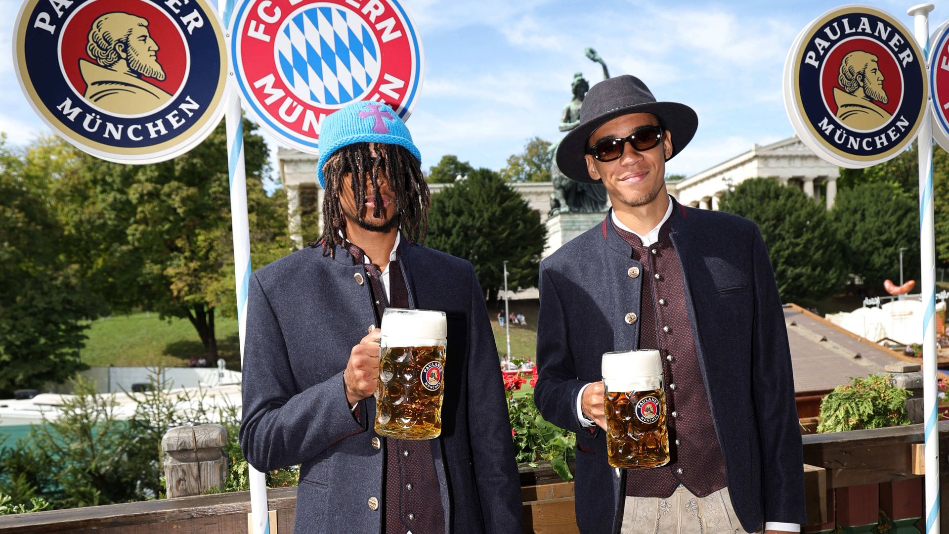 Bayern-Stars auf der Wiesn: Michael Olise stiehlt allen die Show