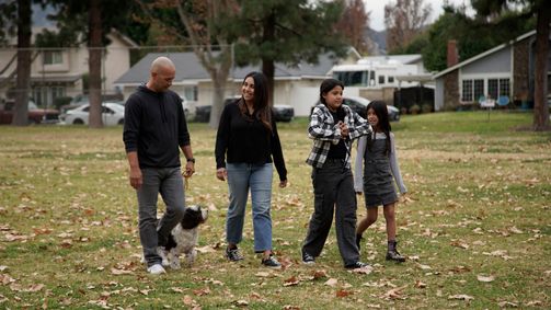 Cesar Millan: Better Human Better Dog - Bessere Menschen, bessere Hunde Cesar Millan: Better Human Better Dog - Bessere Menschen, bessere Hunde Folge 1: Emotionale Blockade