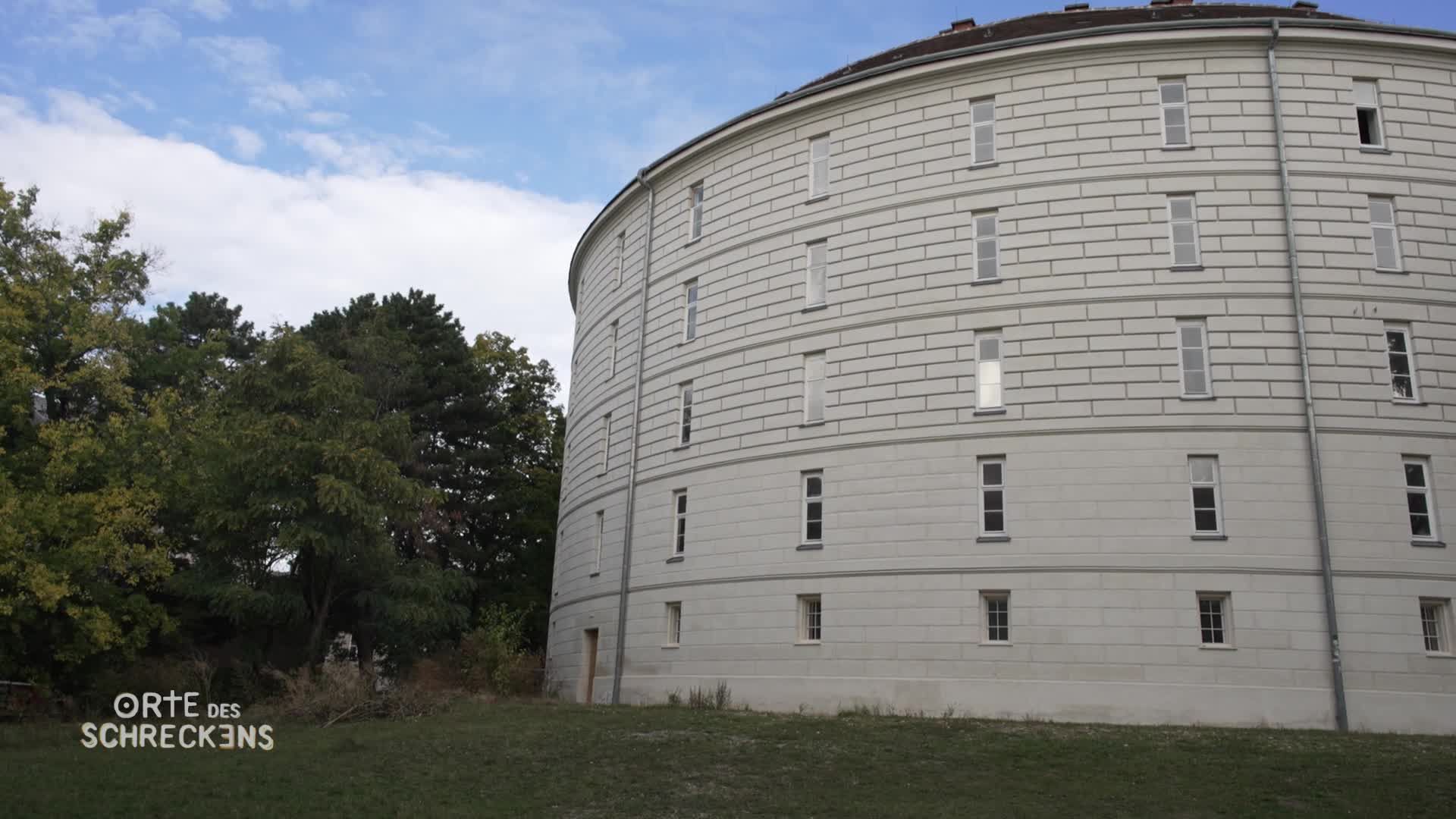 Der Bauernhof von Eva Maria P. / Der Narrenturm