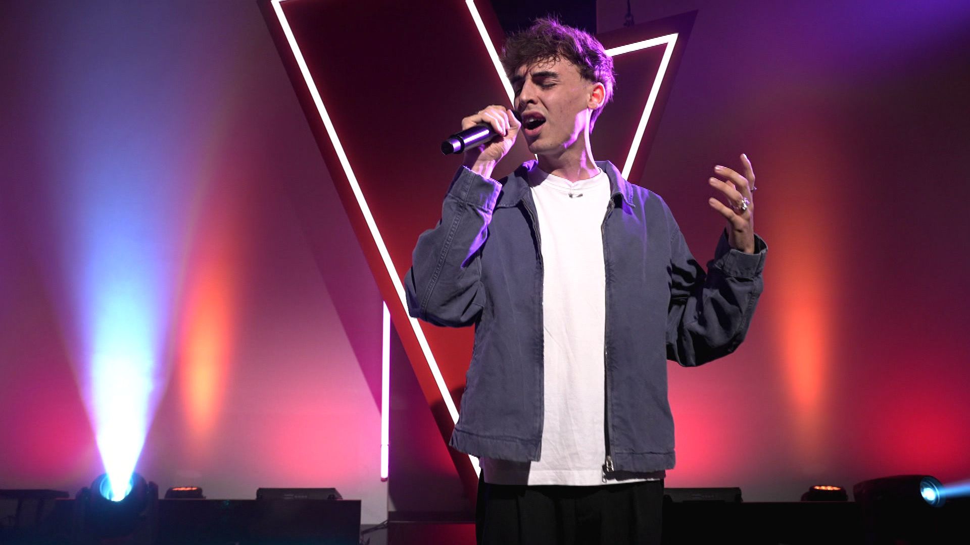 100% Gefühl, 100% Halbfinale? Vincent Rinne mit "Falling" von Harry Styles