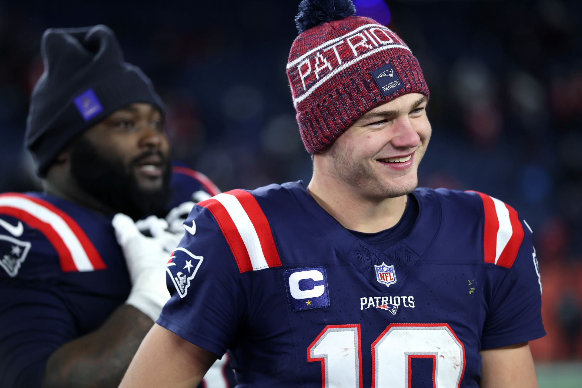 NFL: Drake Maye verrät kuriose "Feier"-Pläne nach erstem Playoff-Sieg