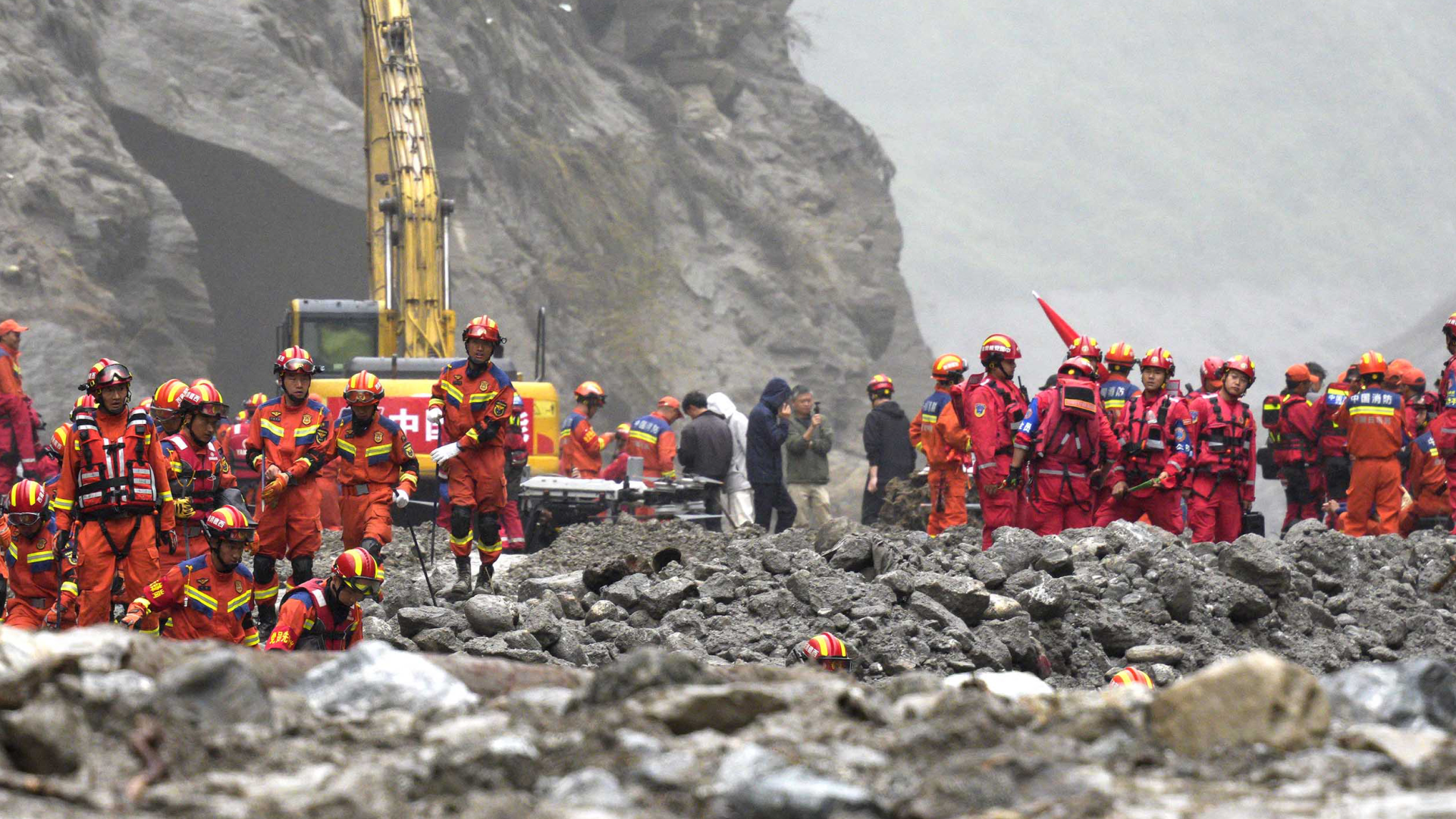 Nepal: Angst vor weiterem Gletscherabbruch