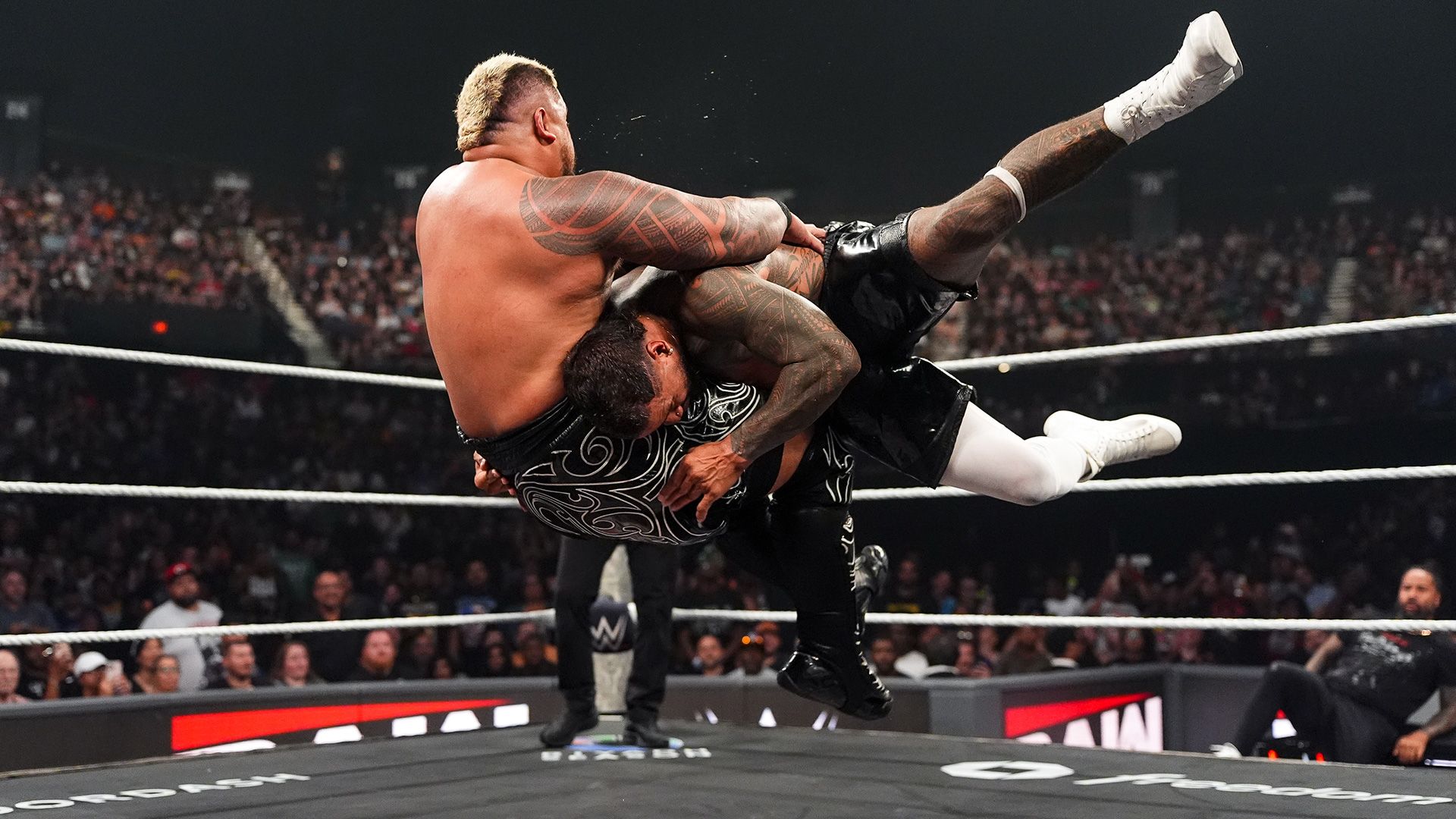 Jey Uso in spektakulärem Match gegen Solo Sikoa