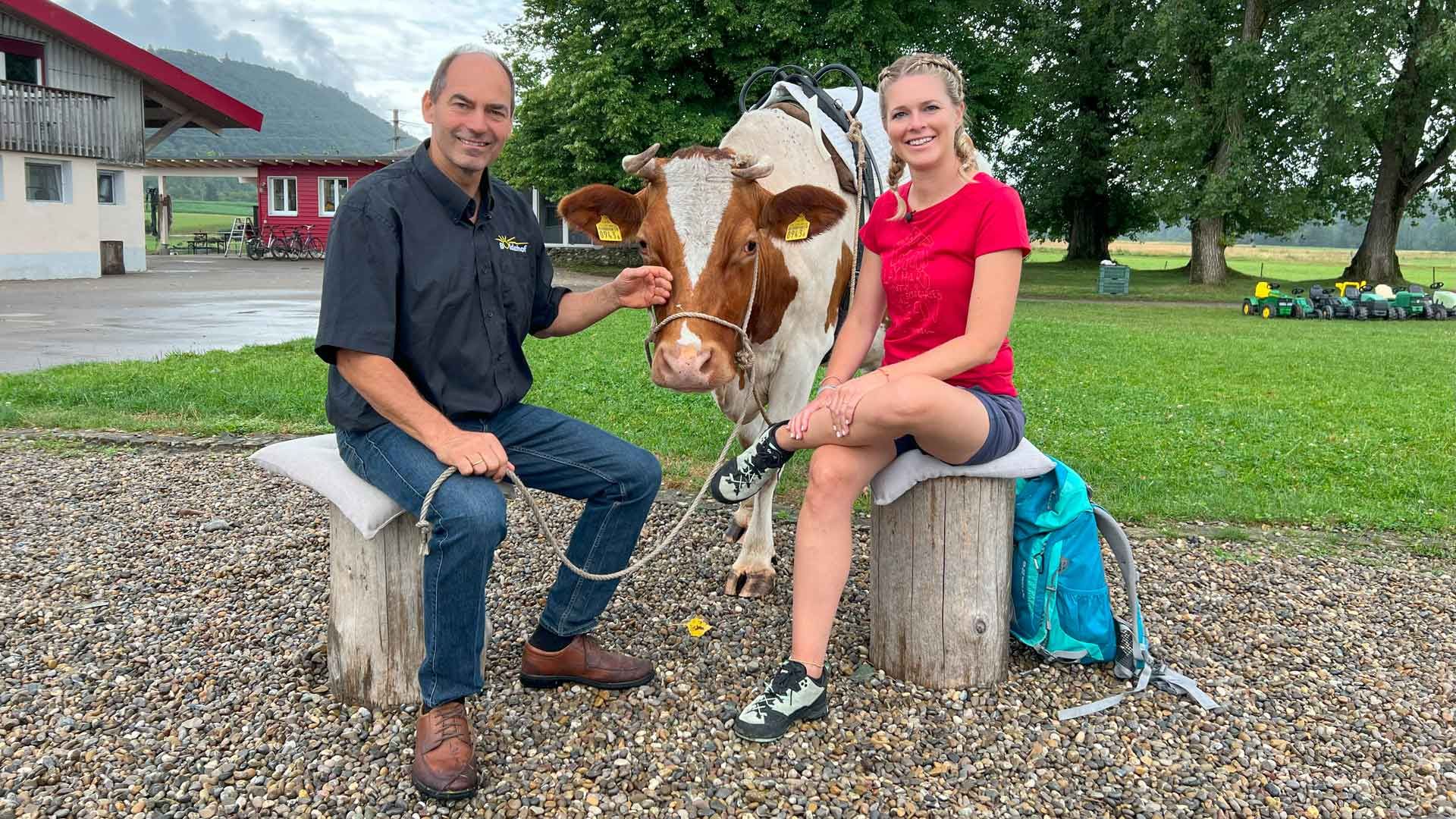 Ein Kuhflüsterer und eine Sportholzfällerin im Schaffhauserland