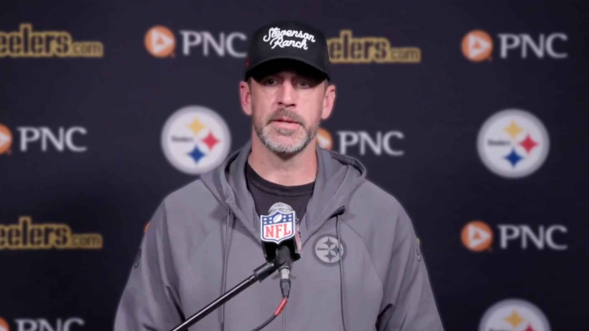 NFL: Nur drei Punkte für Steelers - Aaron Rodgers bleibt cool