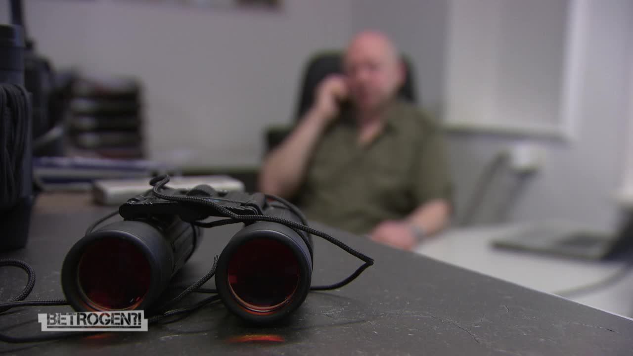 Staffel 01 Folge 04 - Betrogen - Detektive im Einsatz