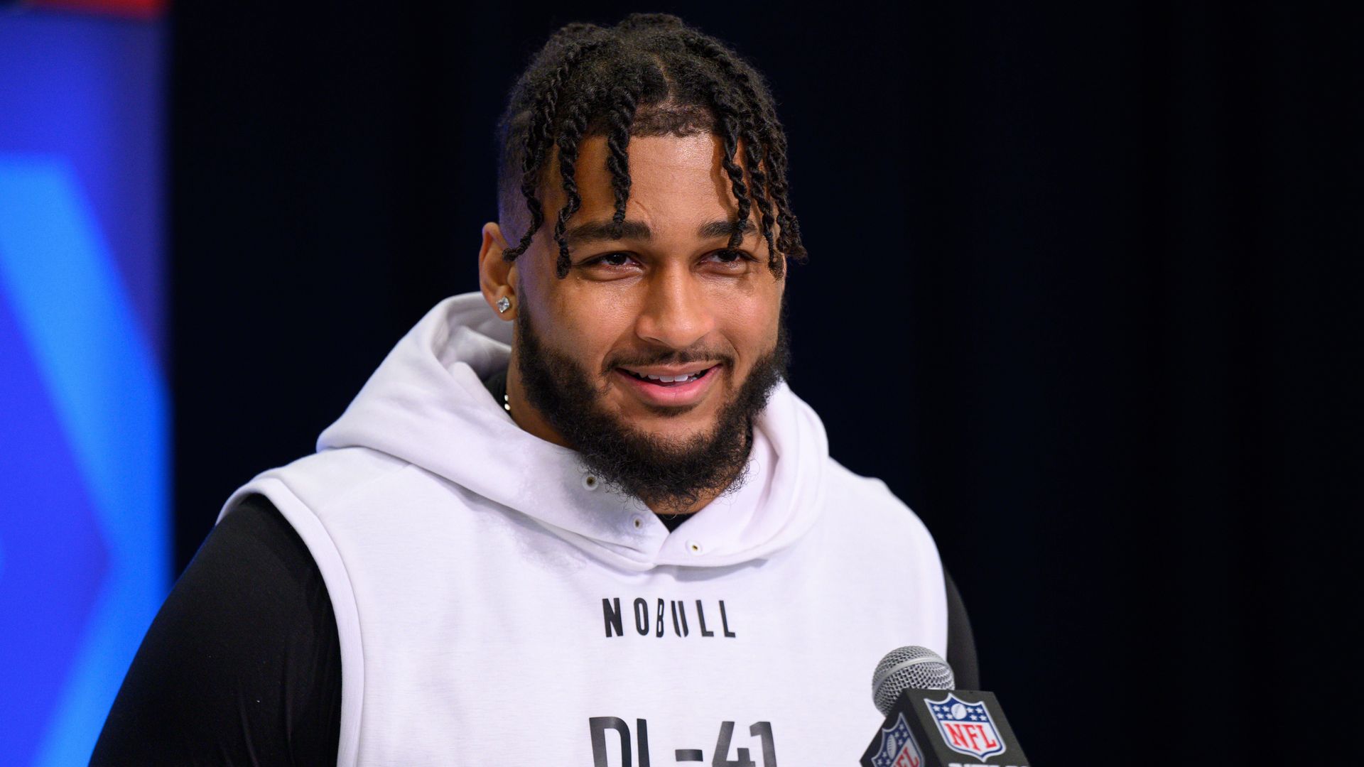 NFL: Marshawn Kneelands Freundin mit bittersüßer Botschaft