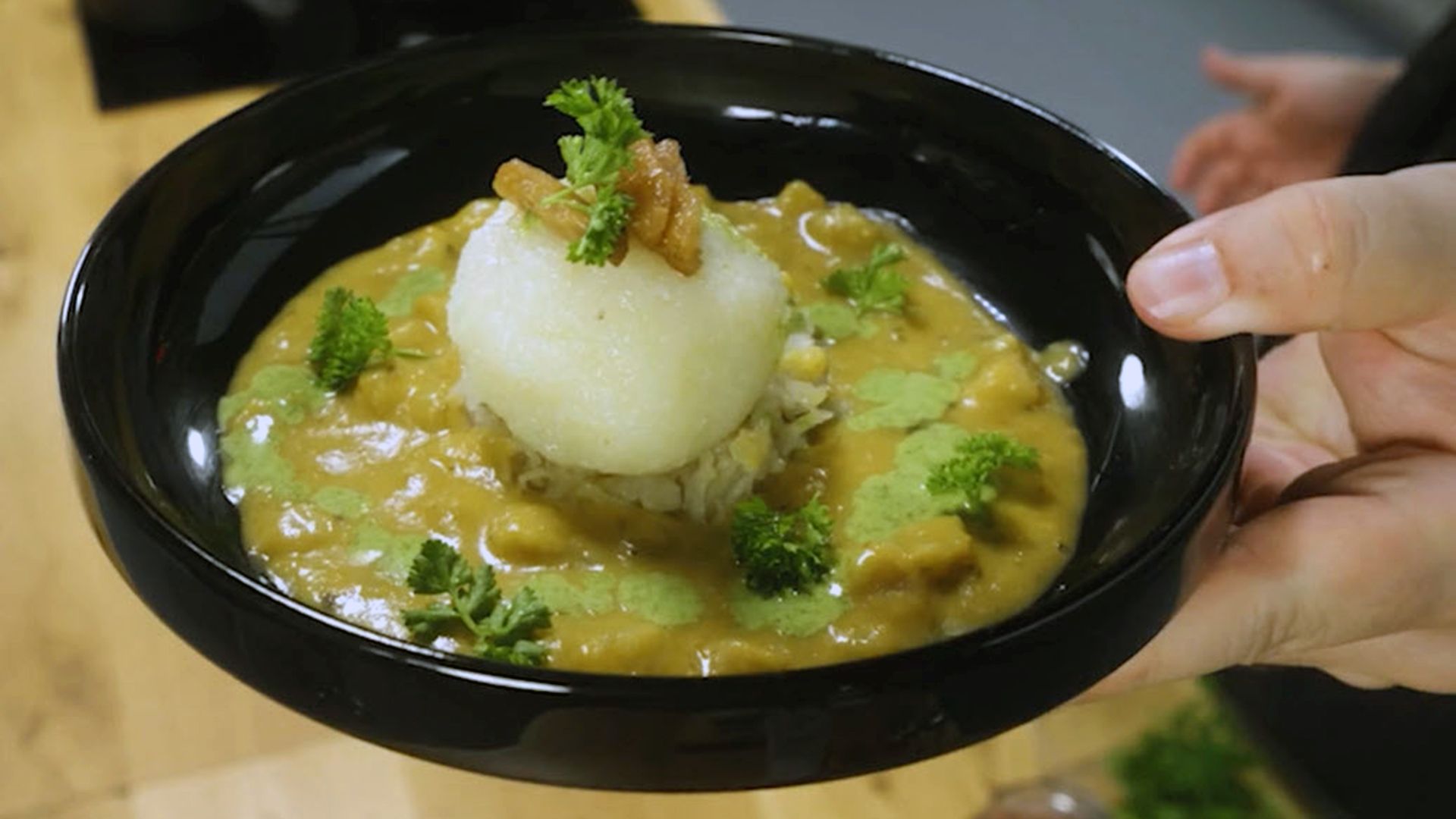 Sturmwaffel’s Signature: Der blutige Knödel