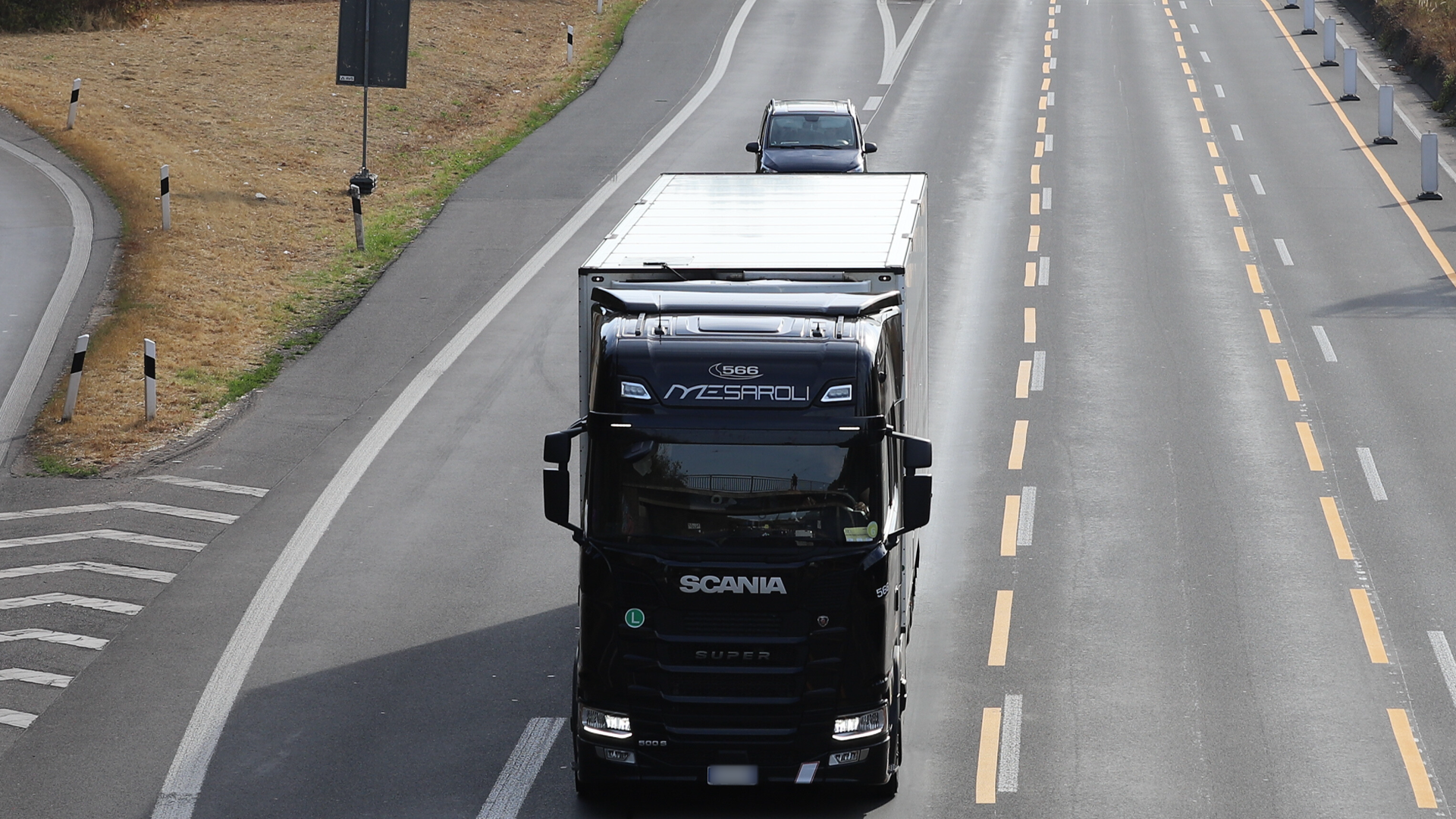 Hier dürfen Lkw jetzt sonntags fahren
