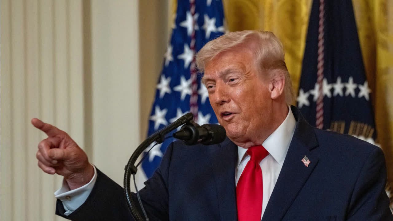 Trump macht Ministern ungewöhnliches Geschenk
