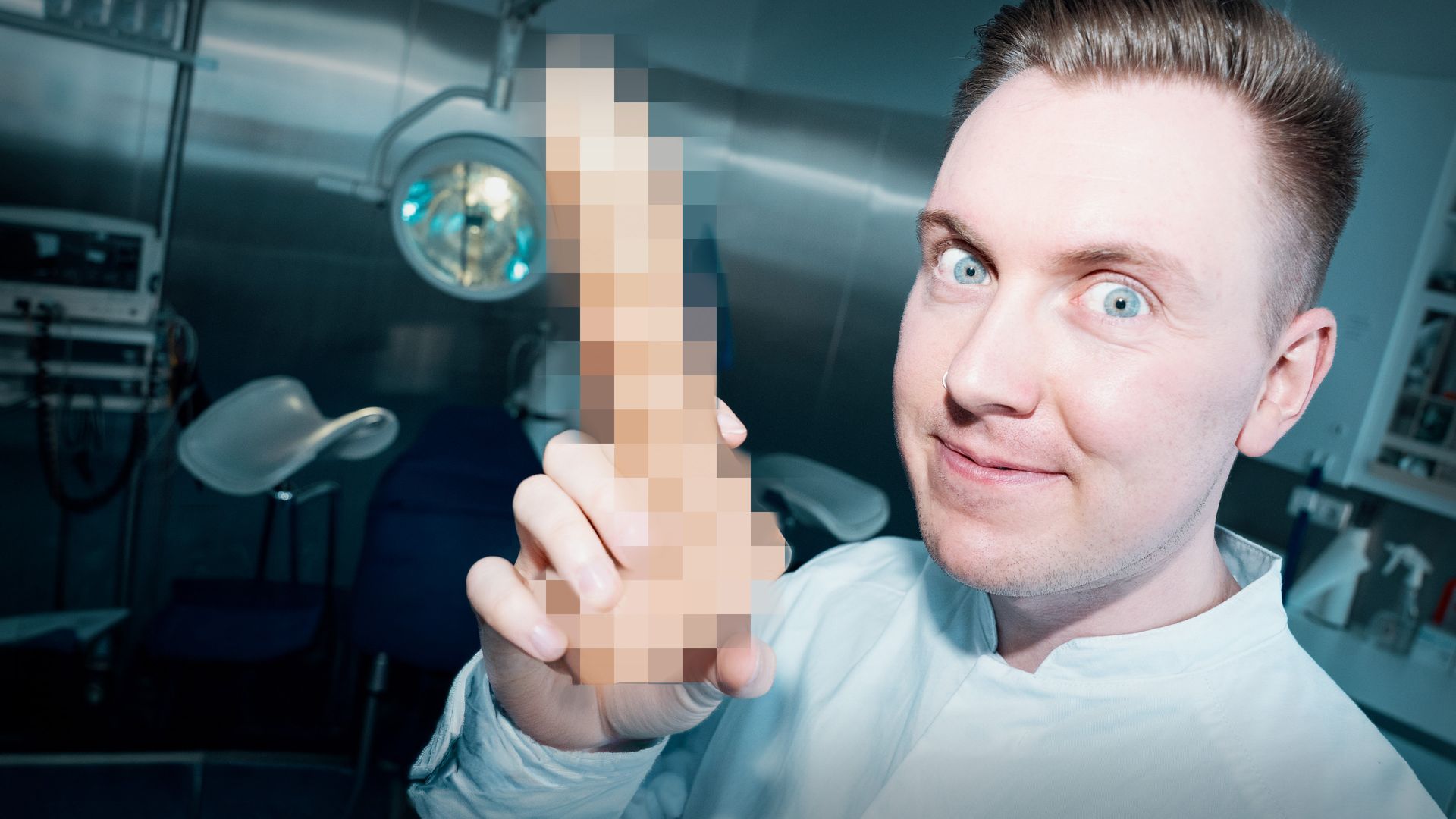 Befriedigung auf Rezept? - 1 Tag in der Fetisch-Klinik
