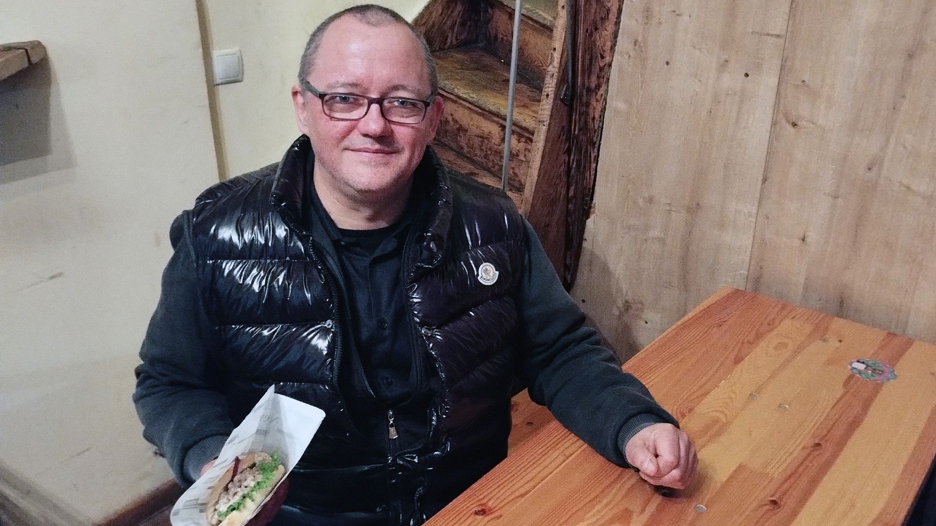 Thema u. a.: Jagd nach dem besten Krabbenbrötchen Hamburgs