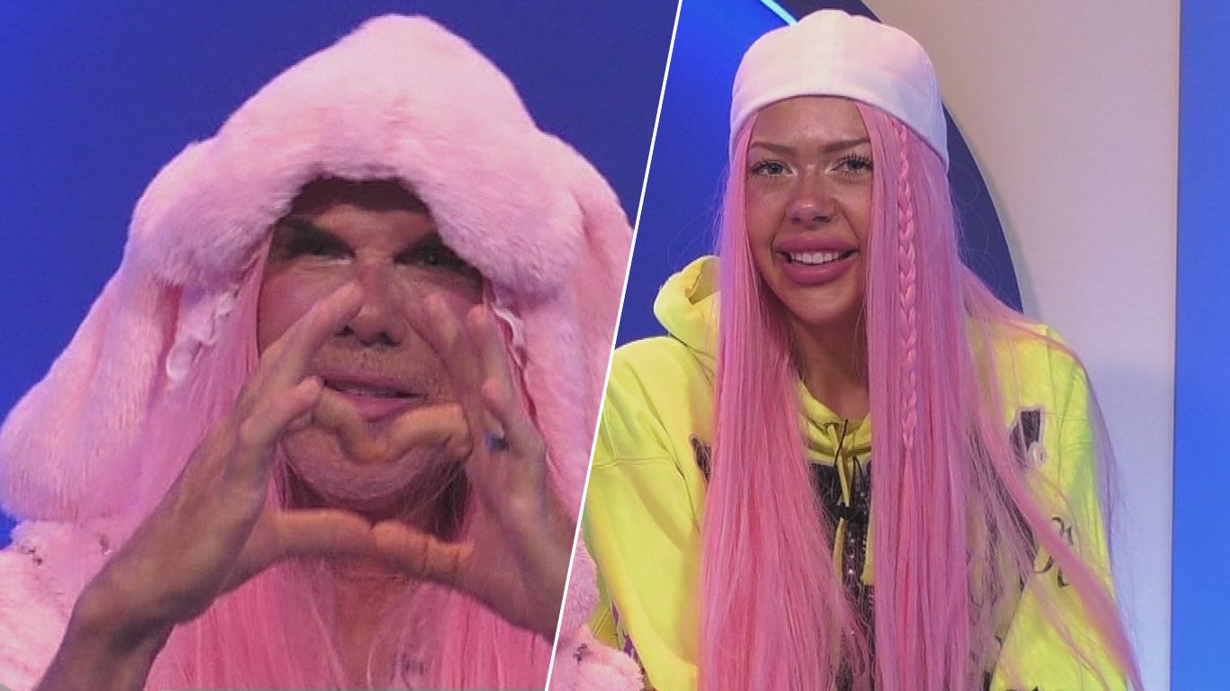 Pretty in pink: Redo und Nina Bridney sind Zwillinge im Herzen