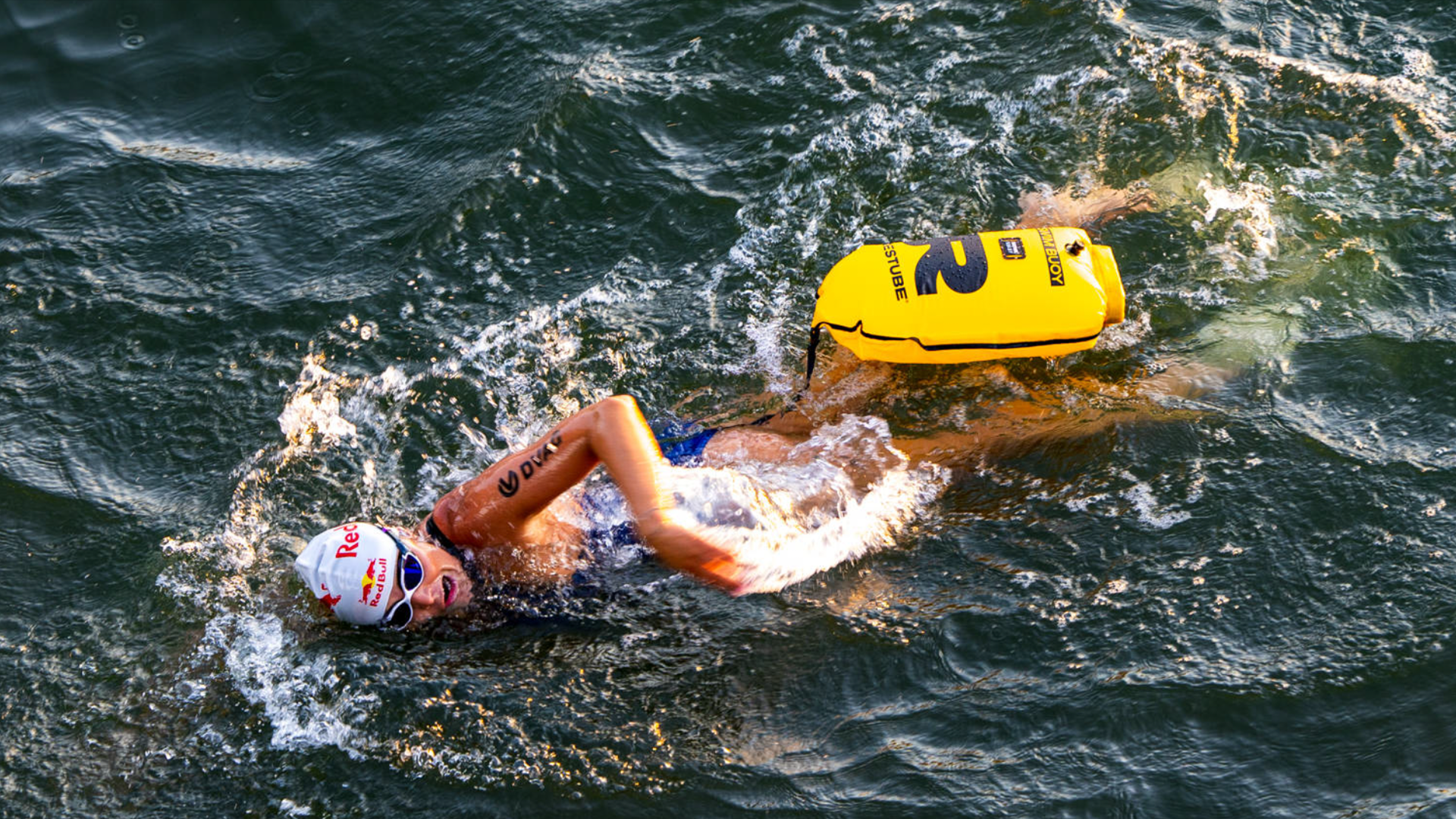 Extremschwimmerin startet Mammut-Trip