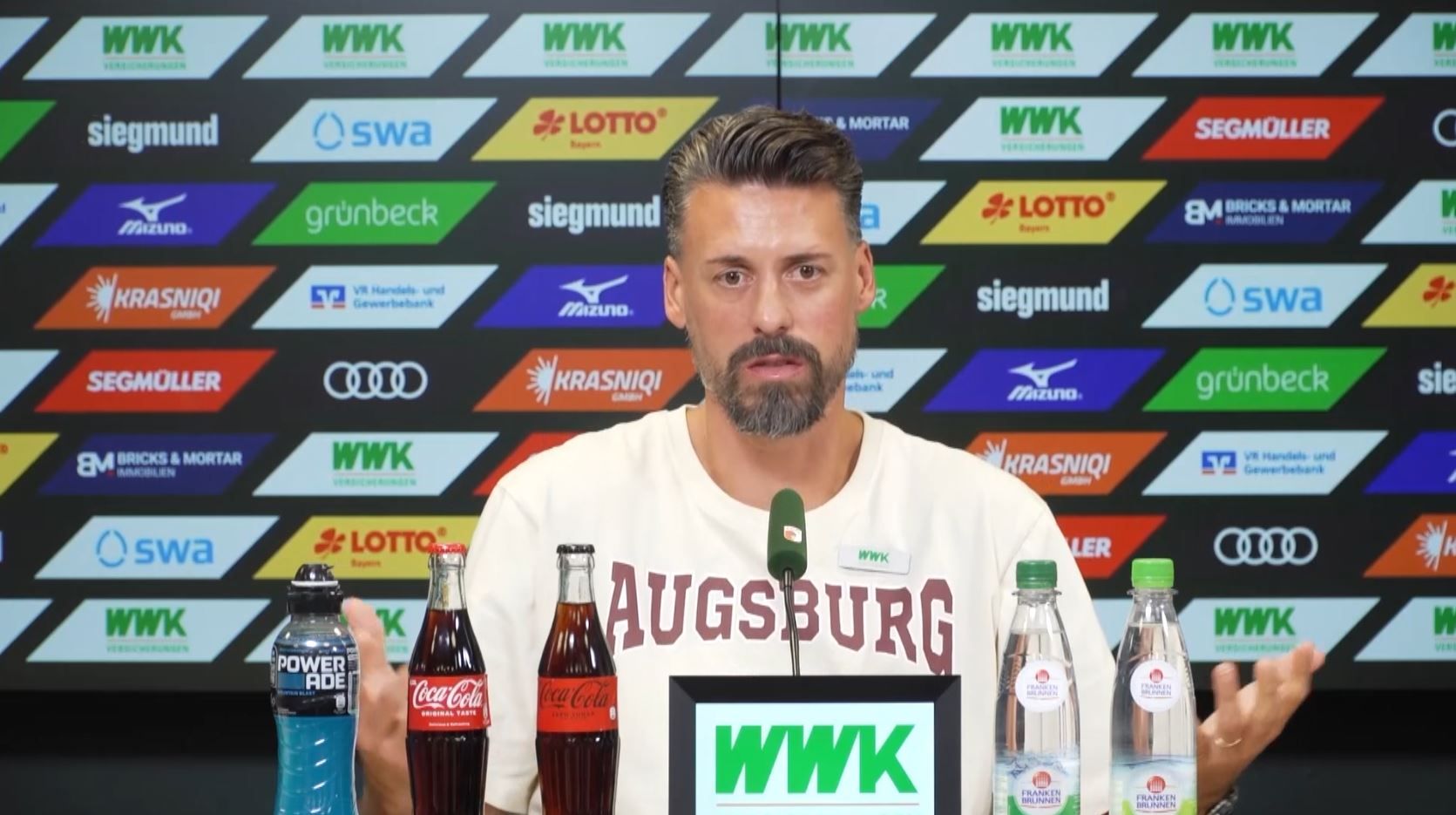 FC Augsburg: Sandro Wagner deutlich! "Das ist 'ne Verlierer-Haltung"