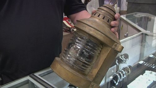 Pawn Stars - Die Drei vom Pfandhaus Pawn Stars - Die Drei vom Pfandhaus Folge 16: Elektrisierende Poesie