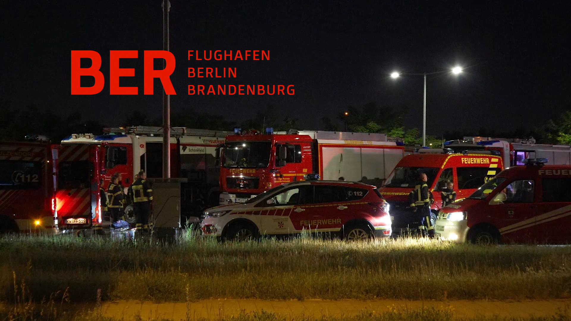 Bombendrohung am BER legt Terminal lahm